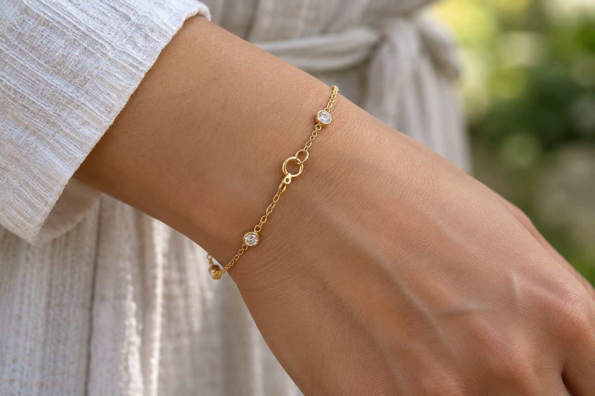 What Is Permanent Jewellery? How to Choose It Without Regret