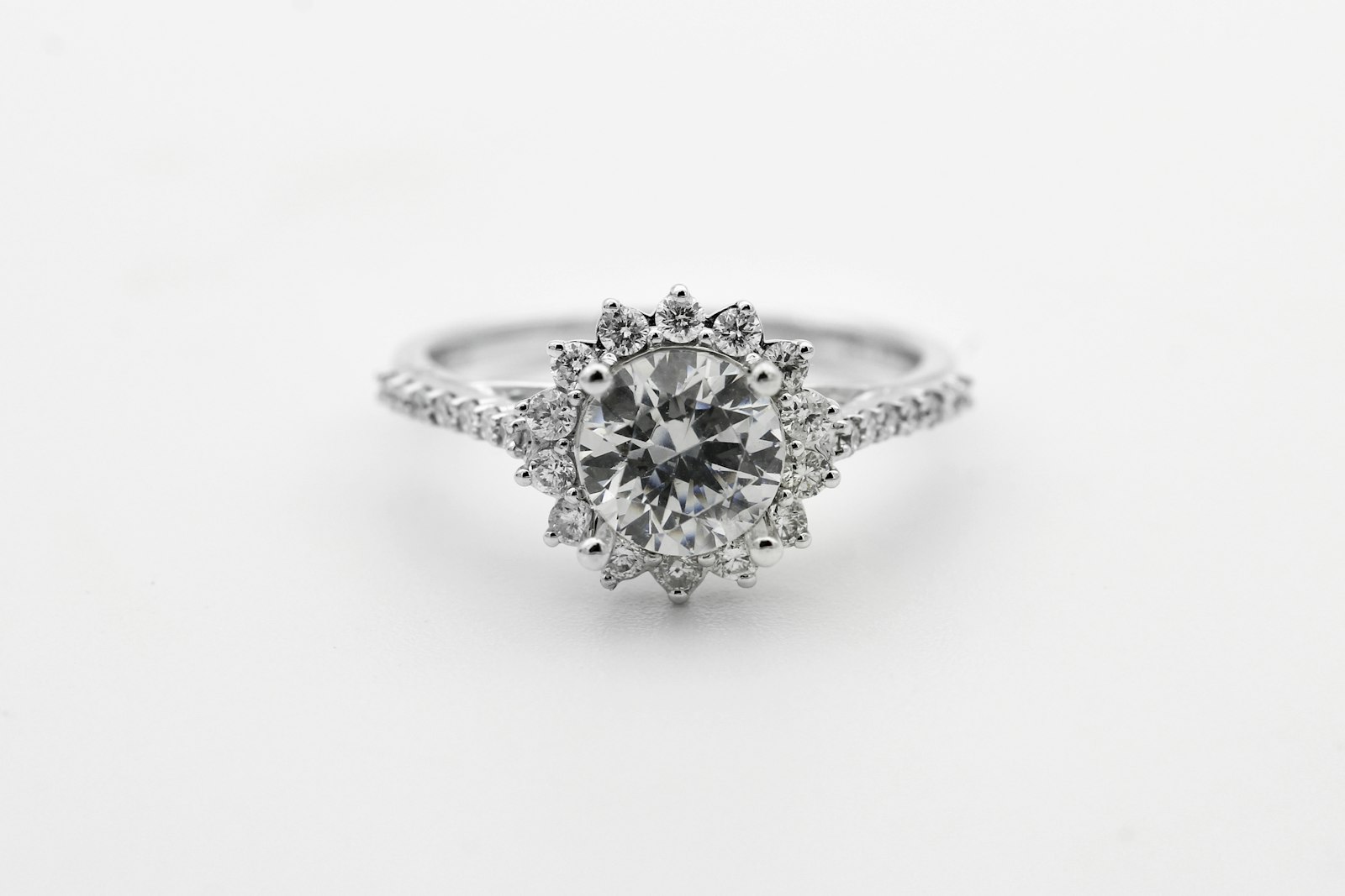 Moissanite vs Diamond: An Honest Comparison